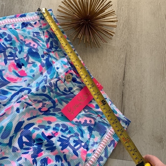 NWT Lilly Pulitzer Women’s Callahan shorts with lace details size 2 summer beach - Picture 3 of 10